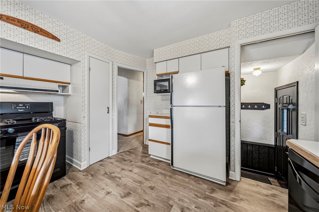 7506 Traymore Avenue Cleveland OH 44144