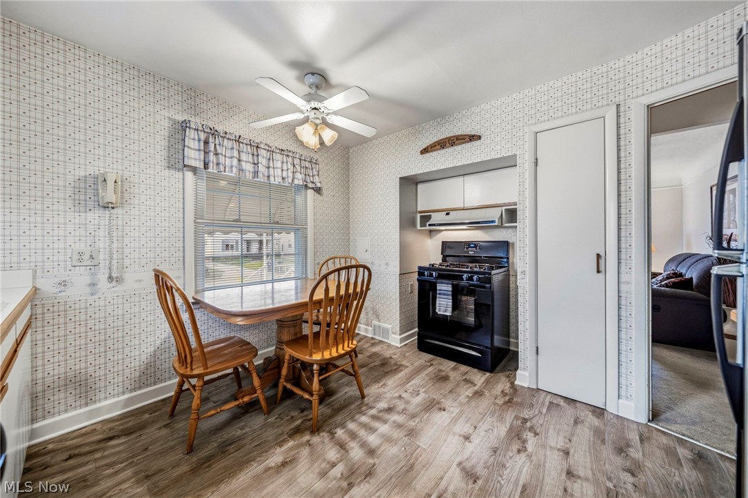 7506 Traymore Avenue Cleveland OH 44144
