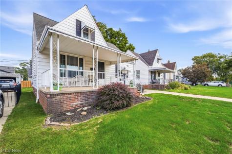 7506 Traymore Avenue Cleveland OH 44144