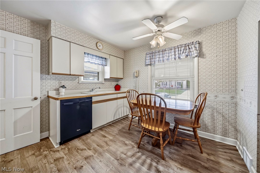 7506 Traymore Avenue Cleveland OH 44144