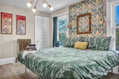 6011 Ellen Avenue Cleveland OH 44102