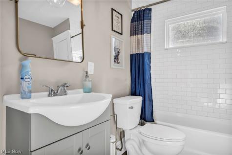 6011 Ellen Avenue Cleveland OH 44102