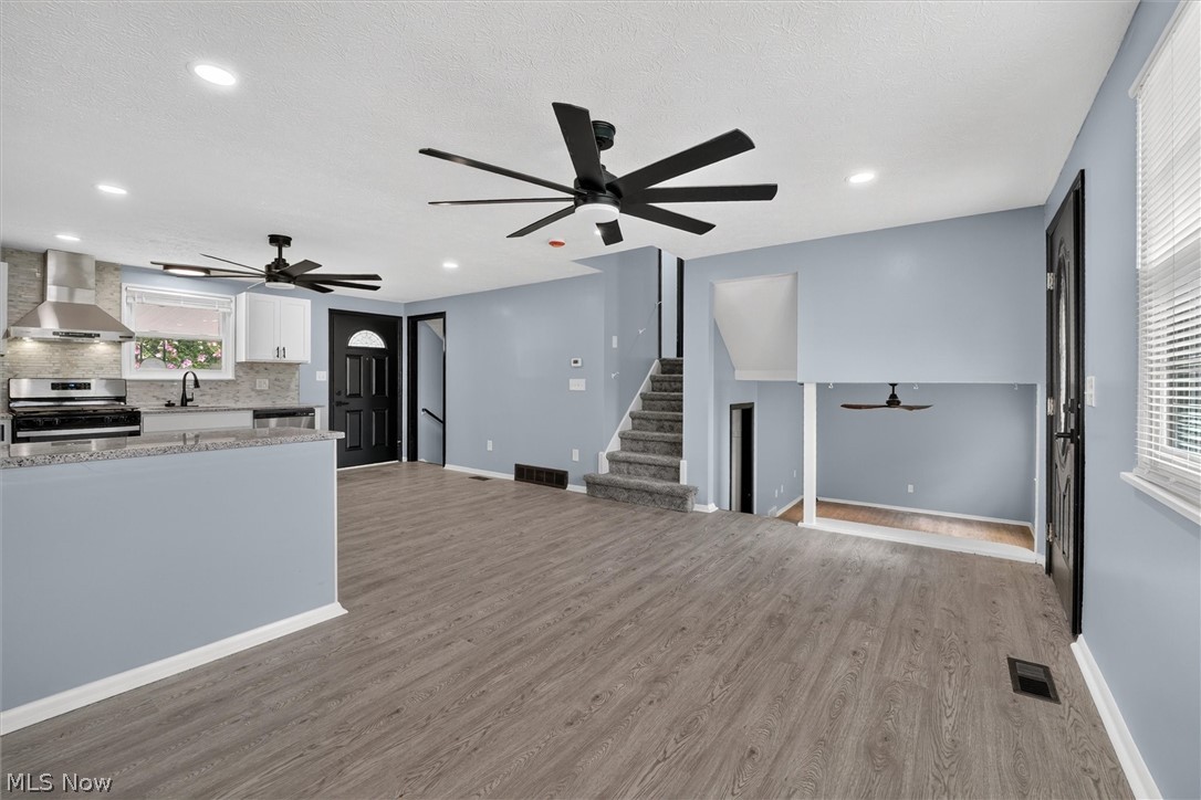 4036 Leavitt Road Lorain OH 44053