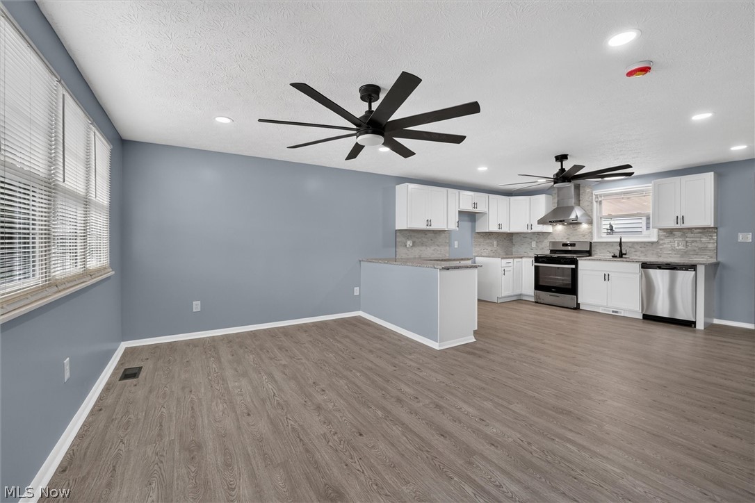 4036 Leavitt Road Lorain OH 44053
