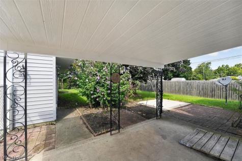 4036 Leavitt Road Lorain OH 44053