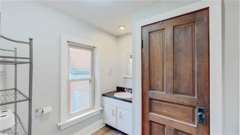 521 W Market Street Orrville OH 44667