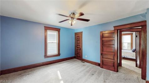 521 W Market Street Orrville OH 44667