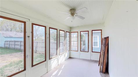 521 W Market Street Orrville OH 44667