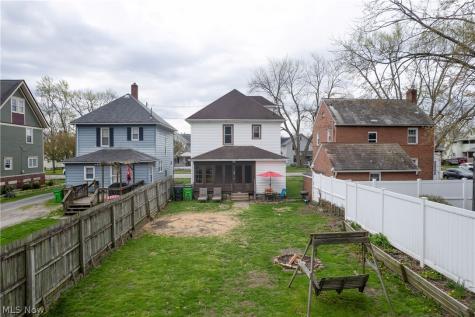 521 W Market Street Orrville OH 44667