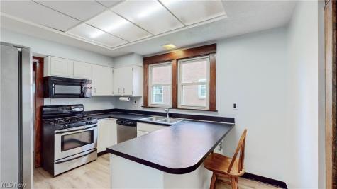 521 W Market Street Orrville OH 44667