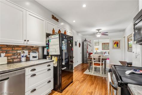 20391 Lake Road Rocky River OH 44116