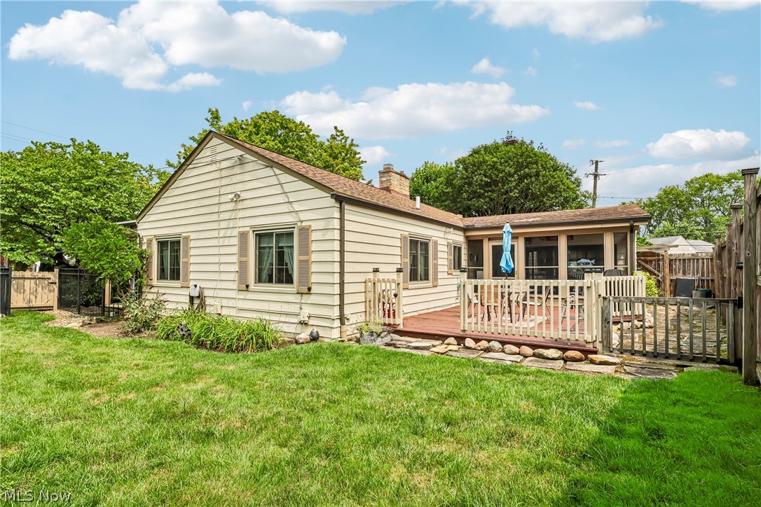 20391 Lake Road Rocky River OH 44116