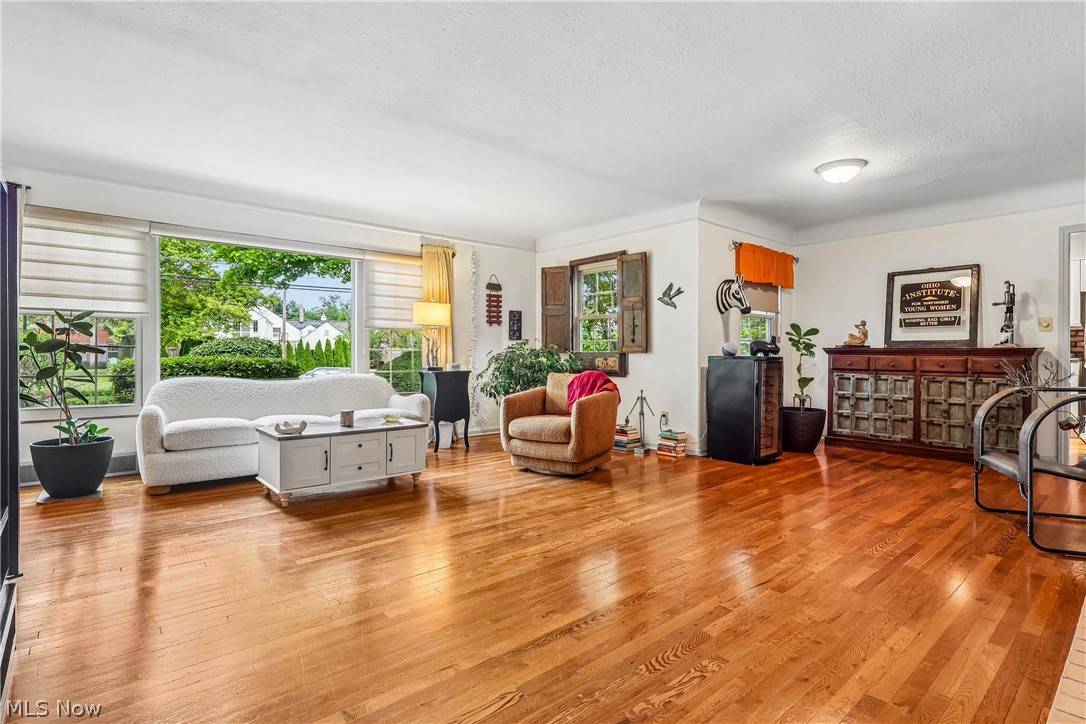 20391 Lake Road Rocky River OH 44116