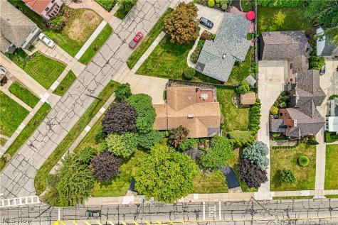 20391 Lake Road Rocky River OH 44116