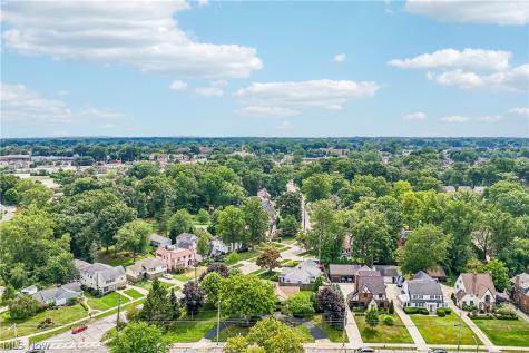 20391 Lake Road Rocky River OH 44116