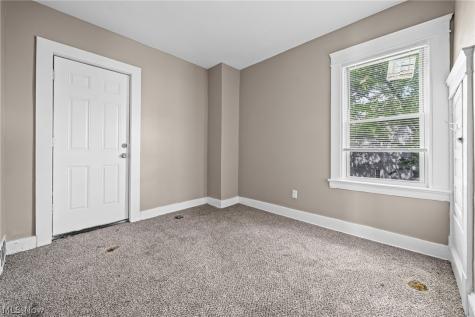 1714 Cliffview Road Cleveland OH 44112