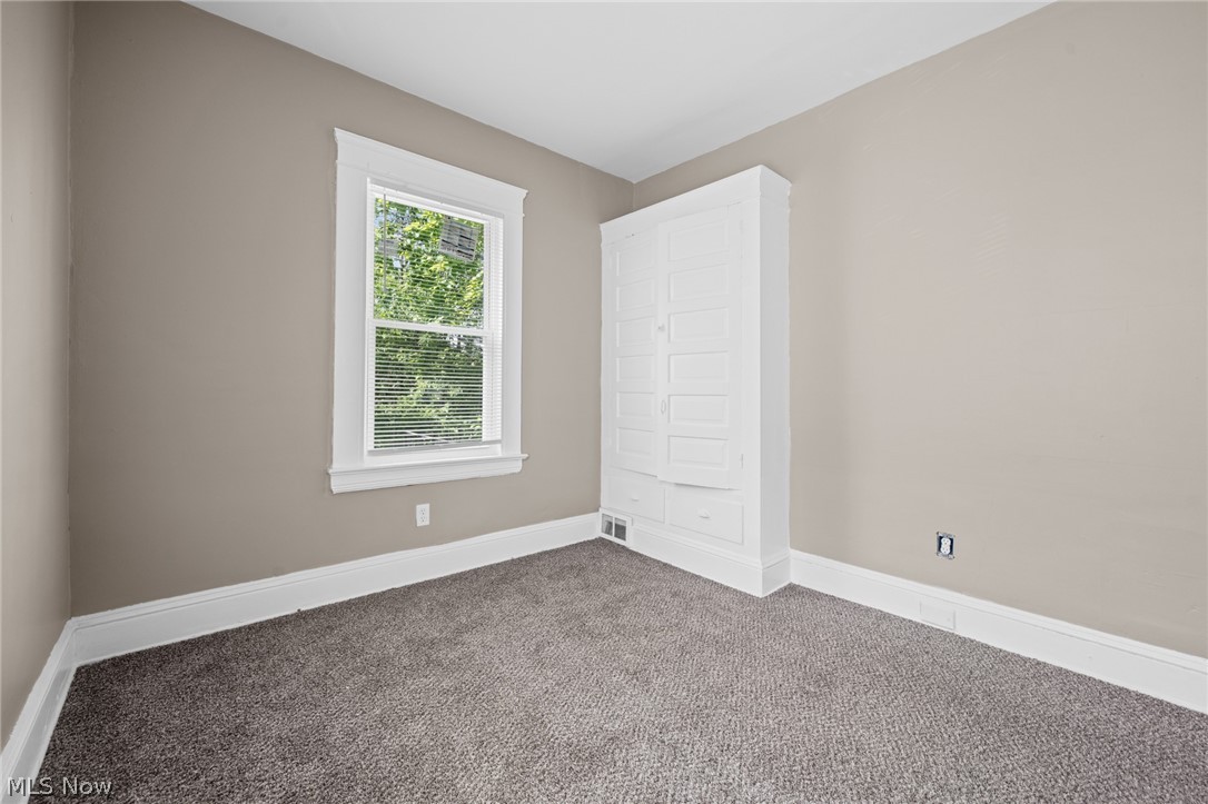 1714 Cliffview Road Cleveland OH 44112
