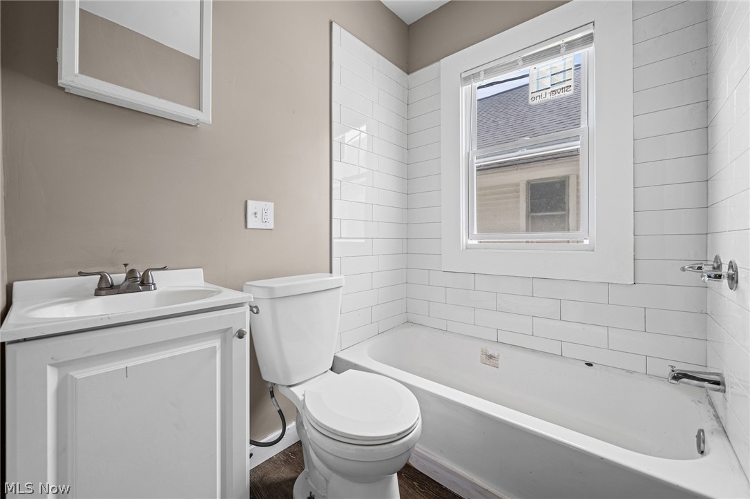 1714 Cliffview Road Cleveland OH 44112