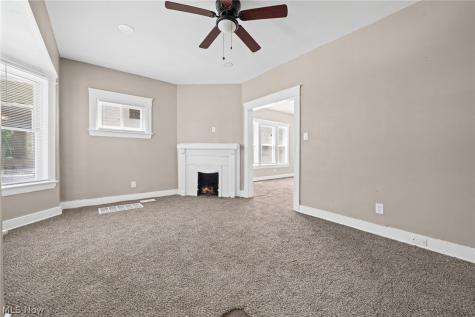 1714 Cliffview Road Cleveland OH 44112