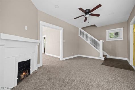 1714 Cliffview Road Cleveland OH 44112