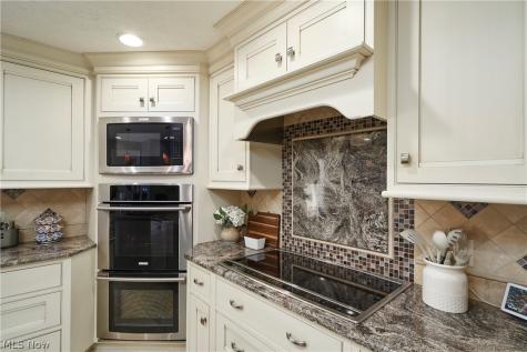 7950 Loriwood Circle NW Massillon OH 44646