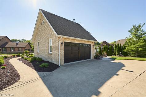 7950 Loriwood Circle NW Massillon OH 44646