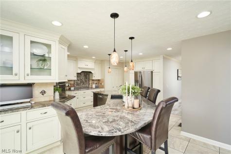 7950 Loriwood Circle NW Massillon OH 44646