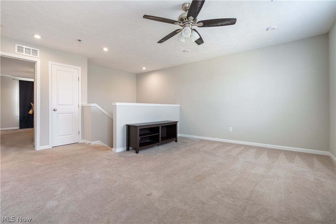 1720 Cobham Lane Wadsworth OH 44281