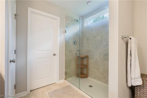 1720 Cobham Lane Wadsworth OH 44281