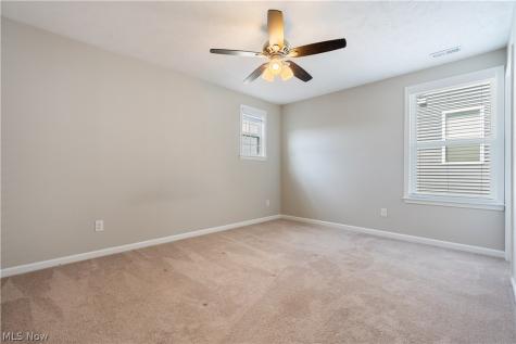 1720 Cobham Lane Wadsworth OH 44281