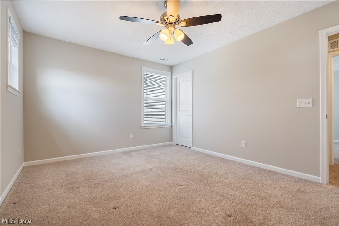 1720 Cobham Lane Wadsworth OH 44281