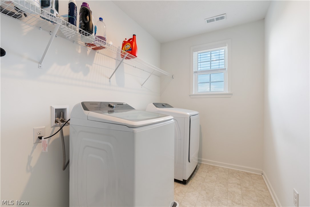 1720 Cobham Lane Wadsworth OH 44281
