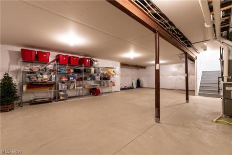 1720 Cobham Lane Wadsworth OH 44281