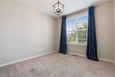 1720 Cobham Lane Wadsworth OH 44281