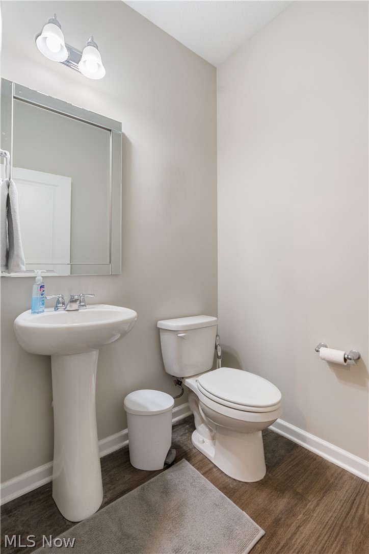 1720 Cobham Lane Wadsworth OH 44281