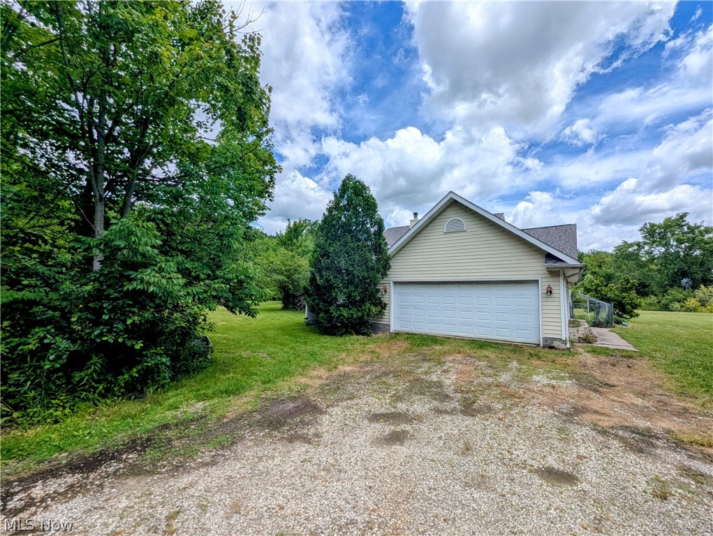 7394 Kniffen Road Leroy OH 44077