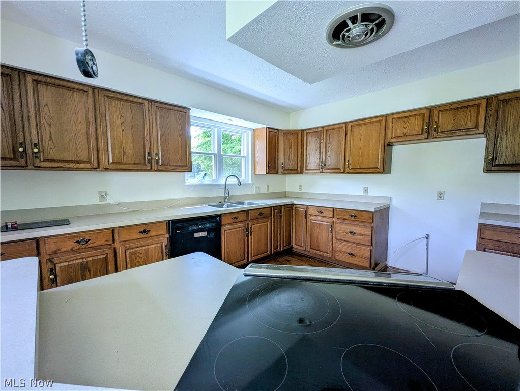 7394 Kniffen Road Leroy OH 44077