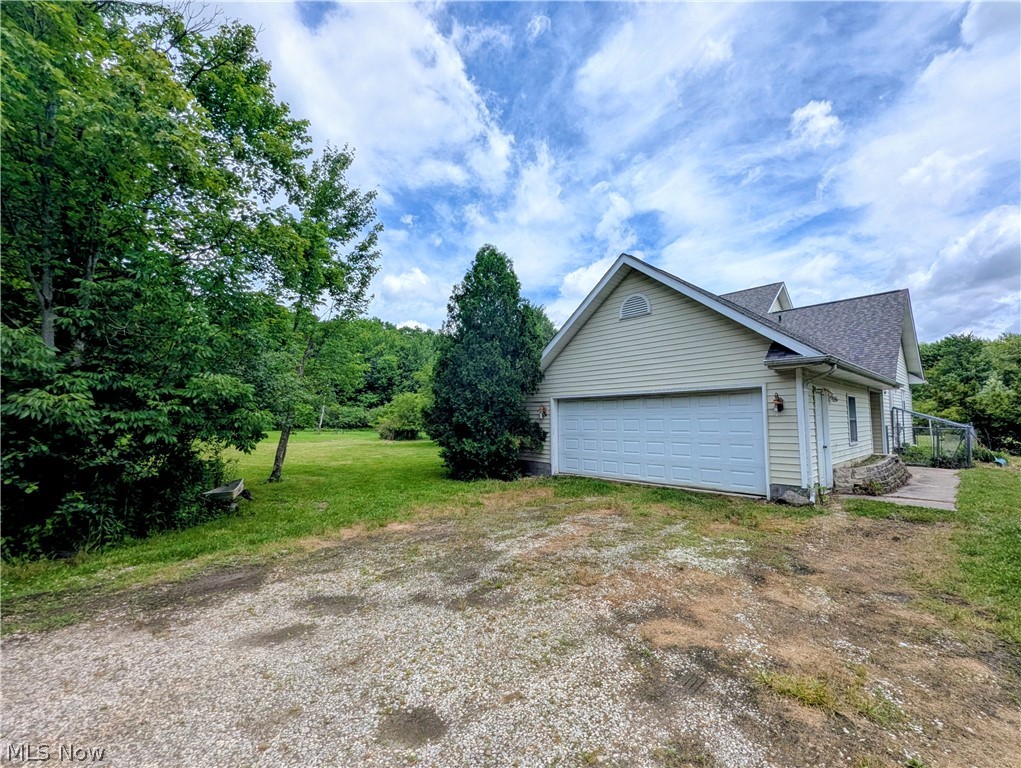 7394 Kniffen Road Leroy OH 44077