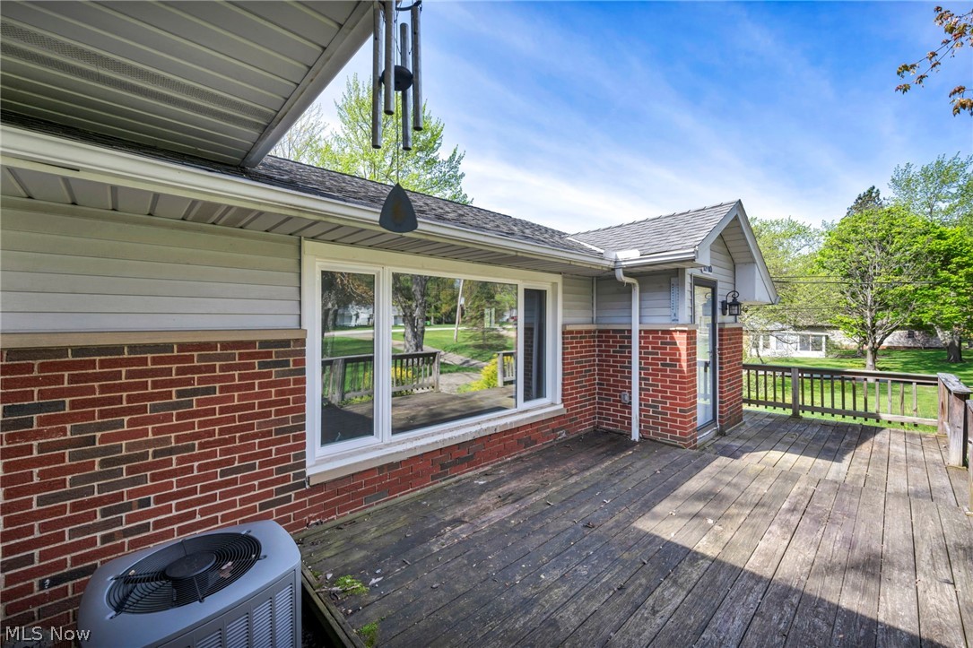 17900 Hicks Road Walton Hills OH 44146