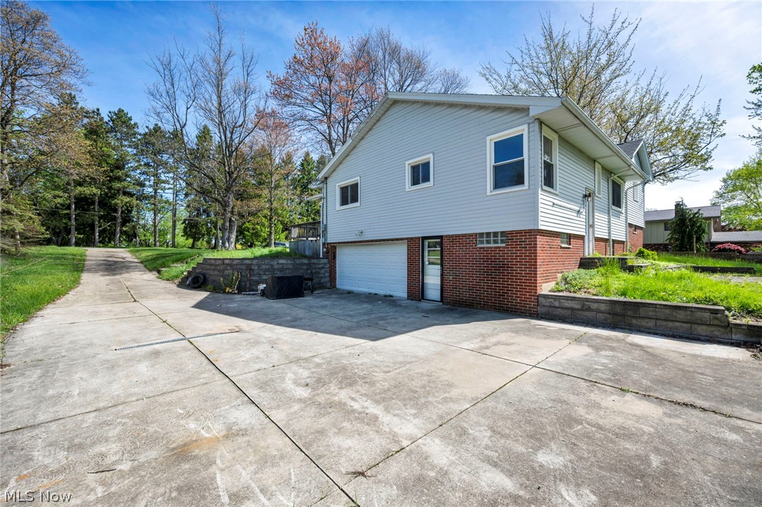 17900 Hicks Road Walton Hills OH 44146