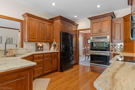 8574 Ashmede Court Circle NW Massillon OH 44646