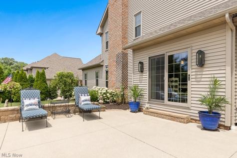 8574 Ashmede Court Circle NW Massillon OH 44646