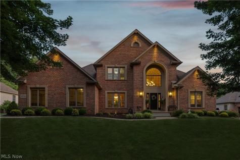 8574 Ashmede Court Circle NW Massillon OH 44646