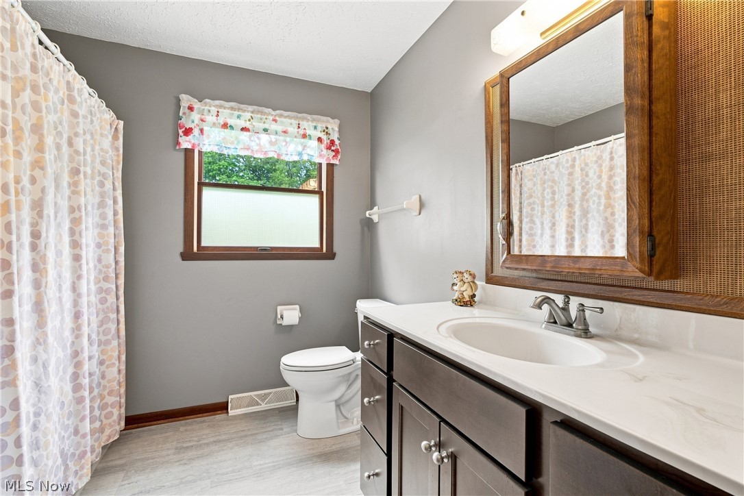 44480 Us Highway 36 Coshocton OH 43812