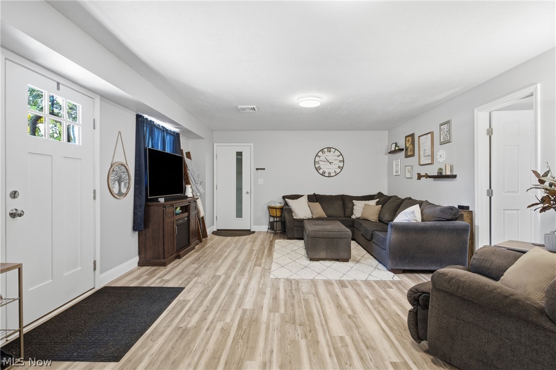 1846 Edwards Drive Akron OH 44306