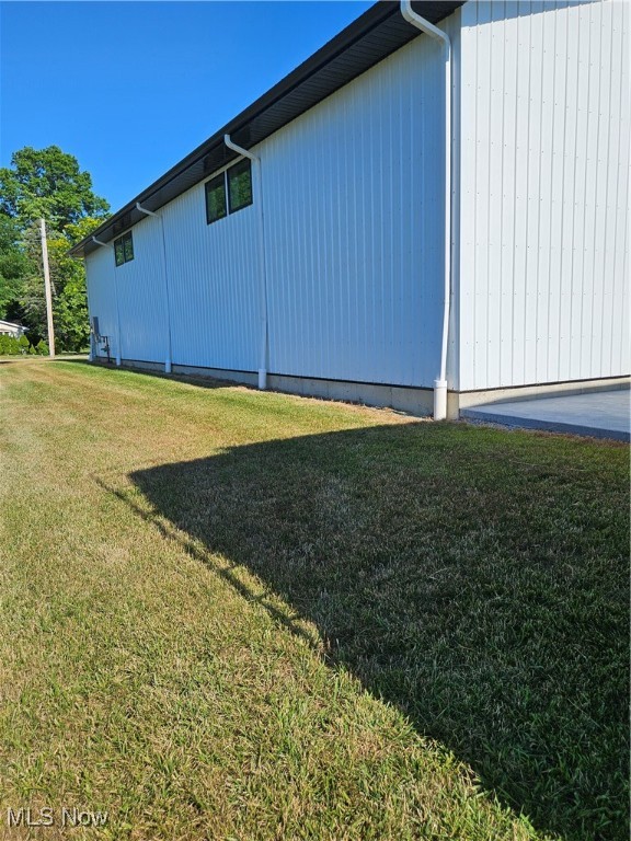 1180 N County Line Road Geneva OH 44041