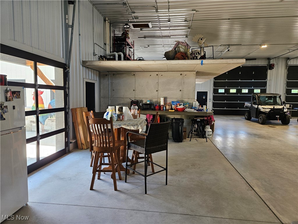 1180 N County Line Road Geneva OH 44041