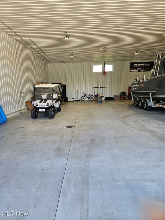 1180 N County Line Road Geneva OH 44041