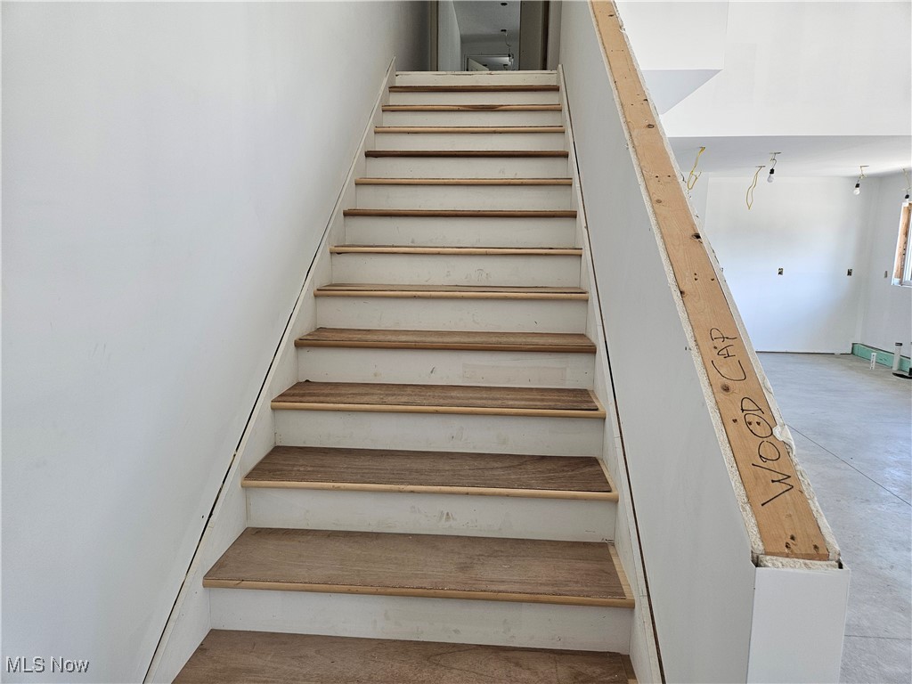 1180 N County Line Road Geneva OH 44041