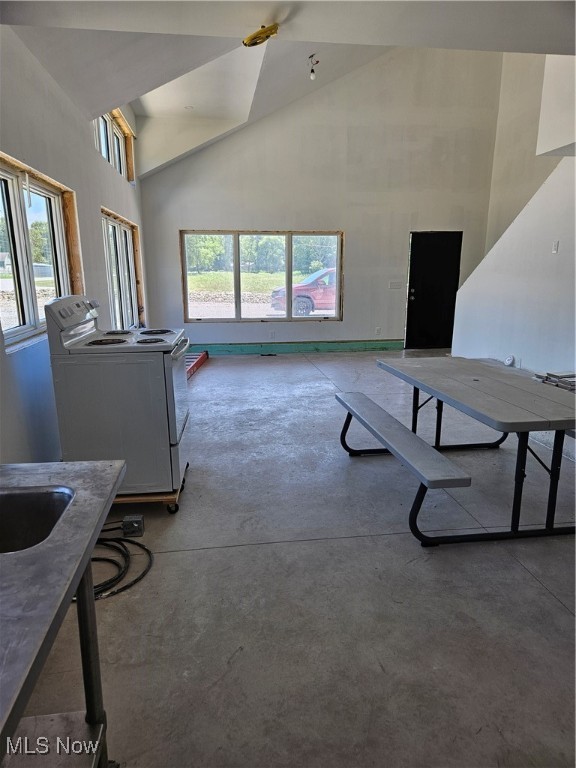 1180 N County Line Road Geneva OH 44041